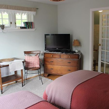 Bed and Breakfast Bayside Fort William Esterno foto